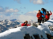 INVERNALE AL RIF. PALAZZI e IN CIMA MENNA (2300 m.) con salita dalla Val Carnera (sentiero 234) e discesa dal Chignol d’Arale il 26 febbraio 2012 - FOTOGALLERY